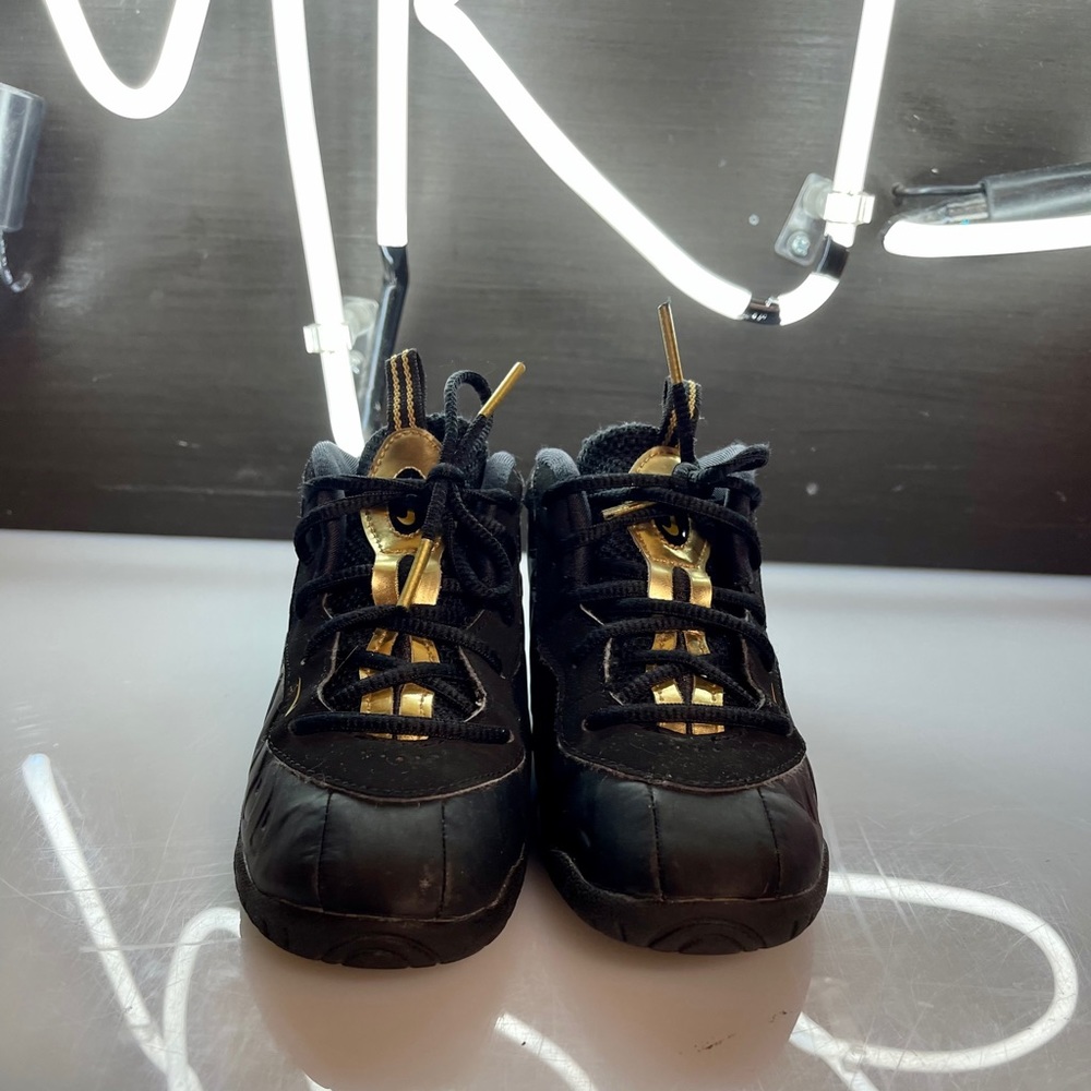 💯Nike Lil Posite One Foamposite Black&Gold sz 10c